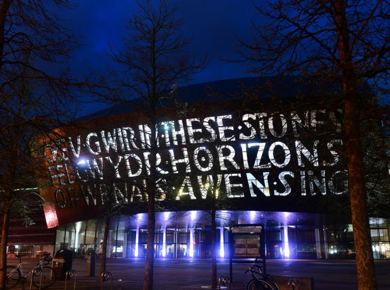 Wales Millennium Centre, noche